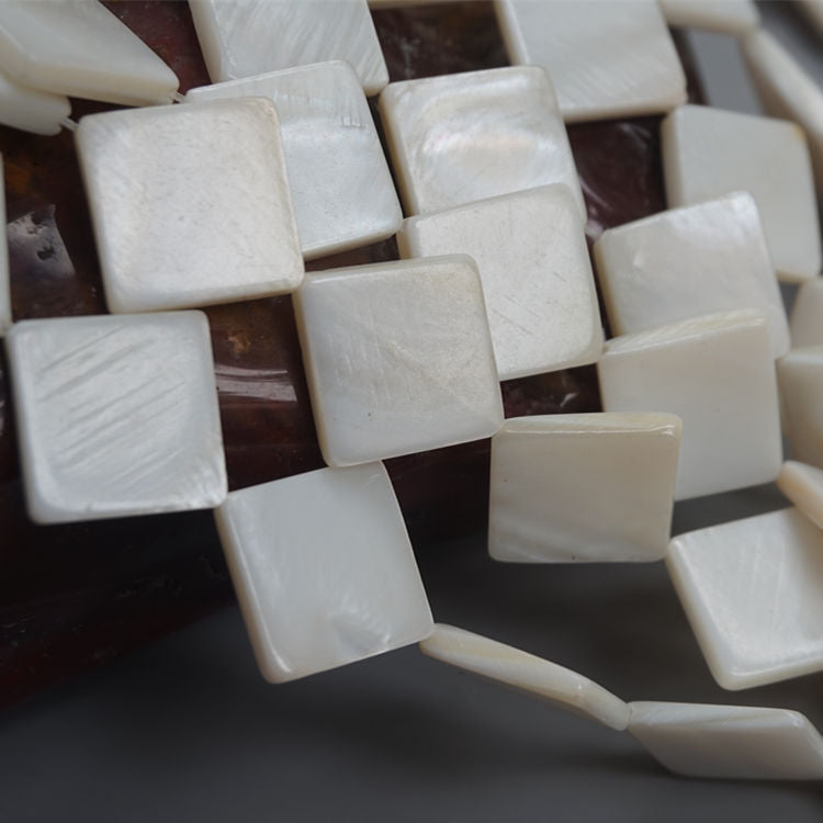 15x15mm天然贝壳正方形对角孔 DIY首饰